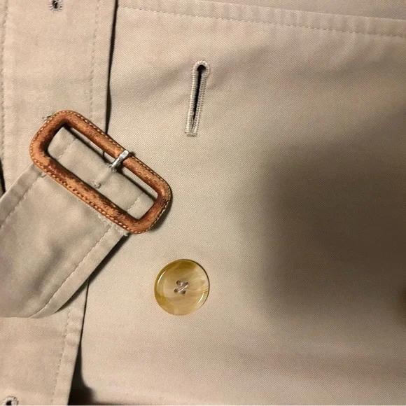 Classic Burberry trench coat, size 2 Long - Picture 7 of 8